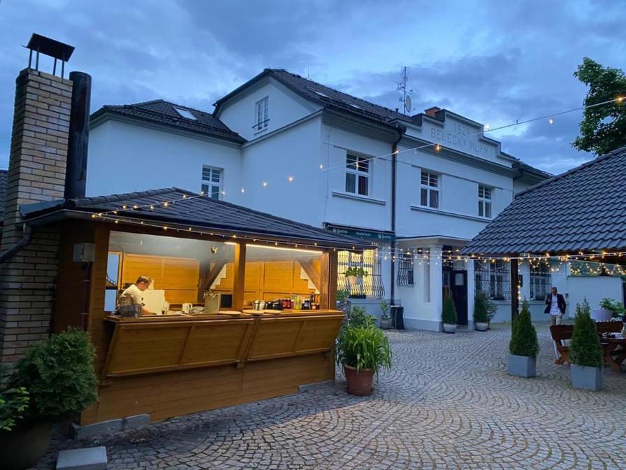 Penzion A Restaurace Belecky Mlyn Pteni Εξωτερικό φωτογραφία