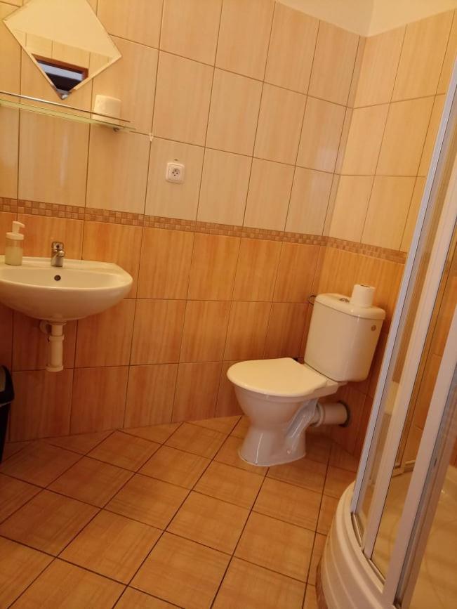 Penzion A Restaurace Belecky Mlyn Pteni Εξωτερικό φωτογραφία